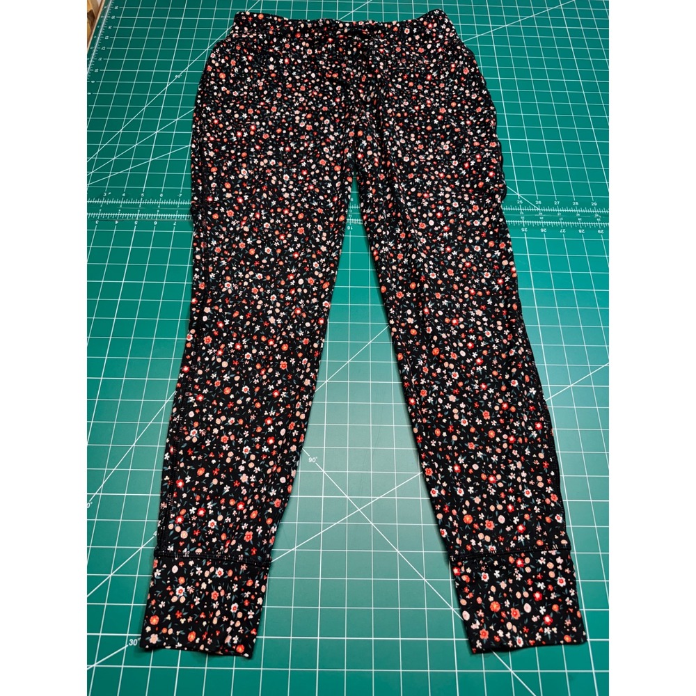 Grace & Lace Floral Joggers Black Red Ditsy Flower Print Slim Fit Lounge Pants S